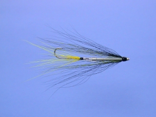 Tingler with dressed tail hook -yellow